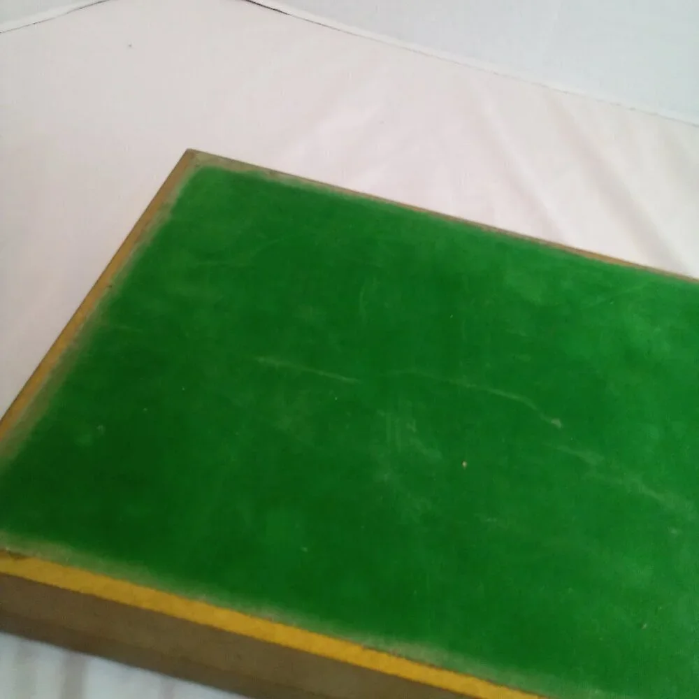 Vintage Jewlery Box Wood Padded Top Felt Lined Gold Color 12